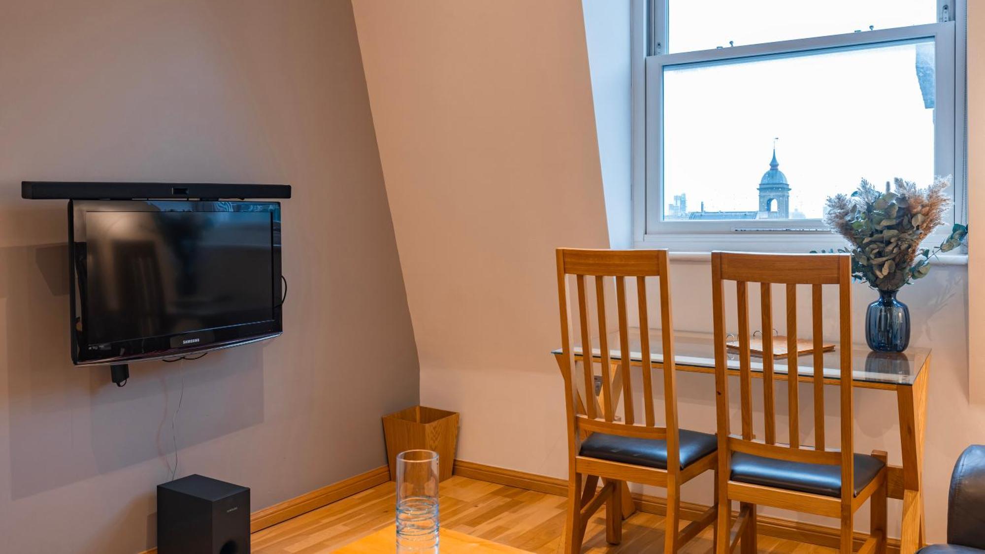 Cannon Street Serviced Apartments By Lovelystay ロンドン エクステリア 写真