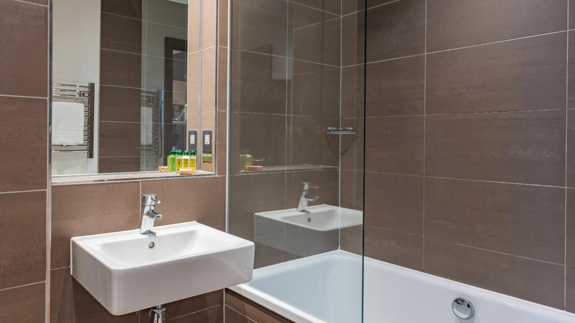Cannon Street Serviced Apartments By Lovelystay ロンドン エクステリア 写真